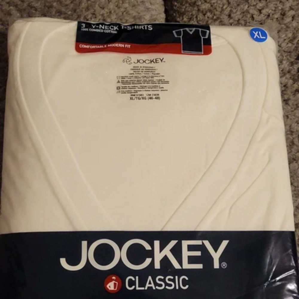 NWT Men's Jockey V-neck T-shirts - XL